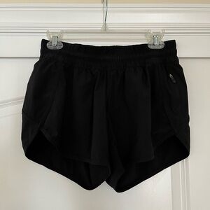 Lululemon Tracker 4” Short